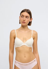 Tommy Hilfiger EVERYDAY DEMI BRA - Grudnjaci za nošenje ispod majice kratkih rukava - ivory