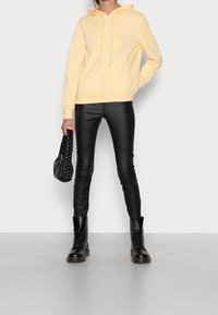 ONLY Luvtröja - yellow