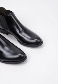 Sandra Fontán BERENGUELA - Botines bajos - black