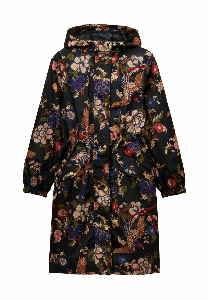 Ploaie lungă neagră cu glugă și modele florale și de păsări în albastru, bej, roșu și verde, cu nasturi în față și două buzunare cu clapetă.