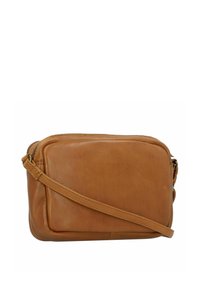 Borsa a tracolla in pelle beige con forma rettangolare e chiusura con zip. Presenta una lunga tracolla regolabile e una superficie liscia.