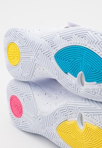 Nike Performance Obuwie do koszykówki