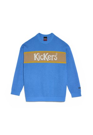 Suéter de punto azul claro con cuello redondo, que presenta una franja beige audaz y el logo "Kickers" en blanco en el pecho.