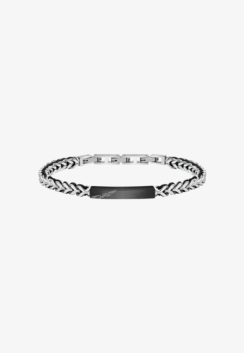 Bracciale in metallo tono argento con design intrecciato e una piastra centrale nera opaca. Regolabile con link rettangolari e chiusura a gancio.