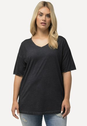 Ulla Popken COLD-DYED SHORT SLEEVE V-NECK - T-Shirt basic - navy blue