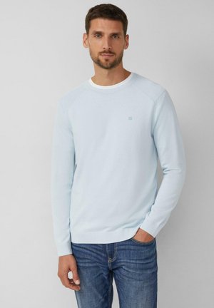 - Sweter