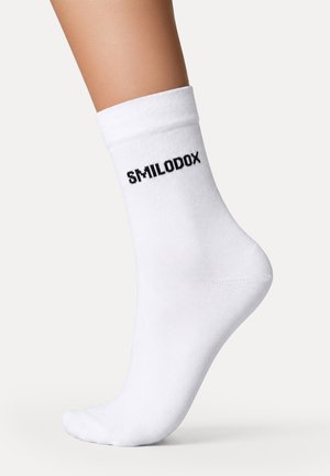 Smilodox, UNISEX BUSINESS SOCKEN 3ER PACK - Chaussettes de sport - weiß