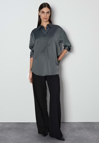 someday. ZANZA - Camicetta - silver moon