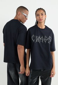YOURTURN UNISEX - Μπλουζάκι με στάμπα - black