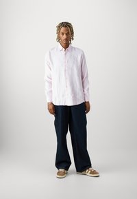 GAP Ing - light peony