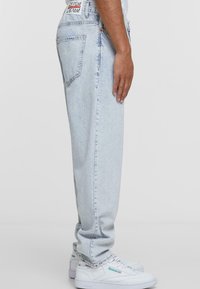 2Y Premium Blugi loose fit - lightblue