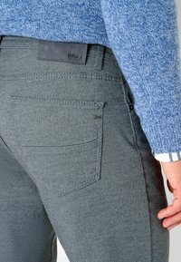 BRAX STYLE CADIZ - Broek - silver