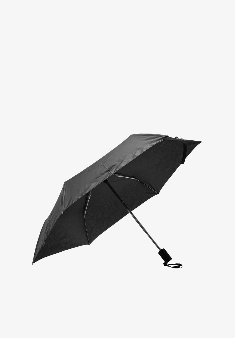 Sort sammenklappelig paraply med en robust metalramme og en tekstureret dug. Har et lige håndtag med en håndledsrem for nem transport.