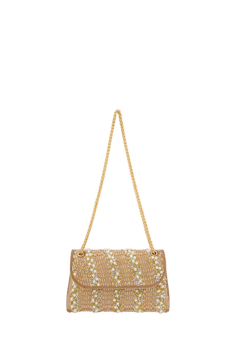 Beige clutch taske med vævet tekstur, prydet med hvide og gule dekorationer, med en kæde i guldtonet metal og en klaplukning.