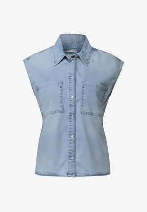 Lichtblauw denim mouwloos shirt met een klassieke kraag, voor sluiting met knopen en twee borstzakken. Soepele textuur en casual ontwerp.