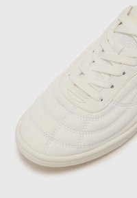 ALDO THEPITCH - Baskets basses - white