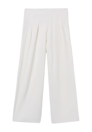 Pantaloni bianchi a gamba larga con vita alta e pieghe frontali, realizzati in tessuto morbido, mostrati distesi su uno sfondo bianco.