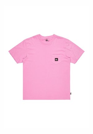 T-shirt en coton rose avec des manches courtes, un col rond et une poche poitrine avec un logo d'étiquette noire. Design classique.