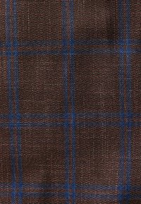 Next TAILORED FIT CHECK - Chinot - rust brown