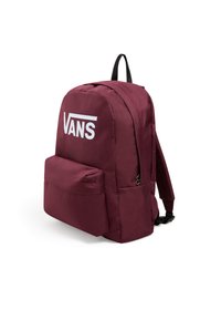Sac à dos Vans bordeaux avec un grand compartiment principal, une poche avant, des bretelles noires et un logo blanc bien visible à l'avant. Texture de tissu durable.