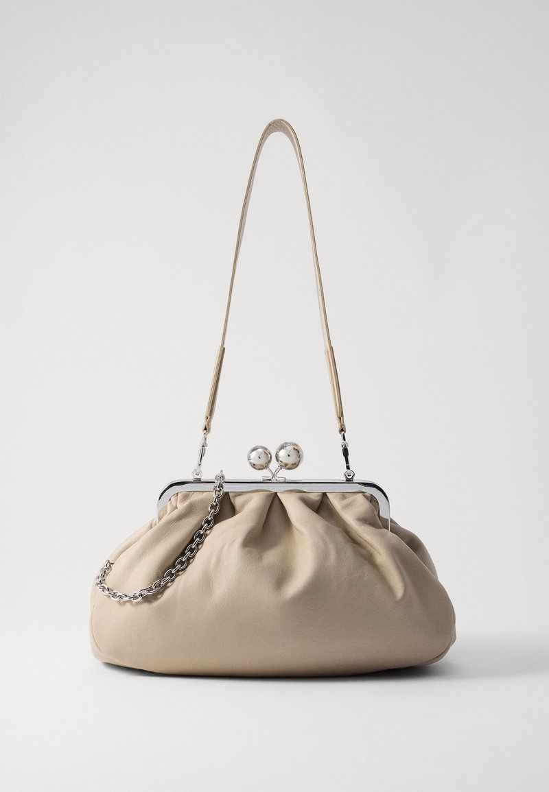 WEEKEND MaxMara CUBICO - Håndtasker - sand