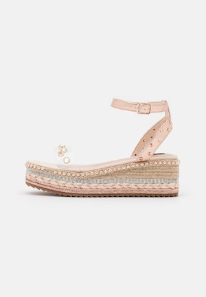 Platform sandals - rose gold