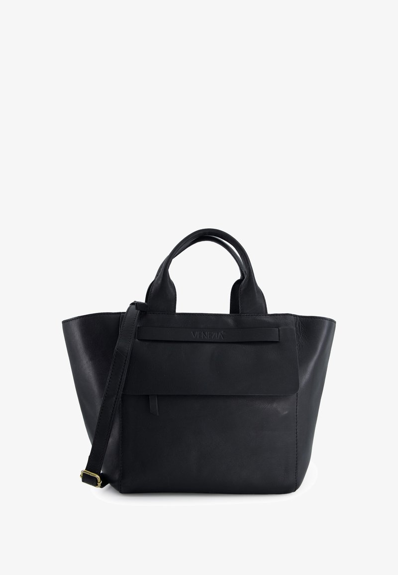 Schwarze Ledertasche mit zwei Tragegriffen und einem abnehmbaren Schulterriemen. Sie verfügt über eine vordere Tasche und ein geprägtes Markenlogo auf der Vorderseite.