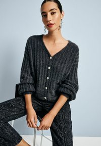 Next SOFT TOUCH FLUFFY V-NECK - Kardigan - grey charcoal