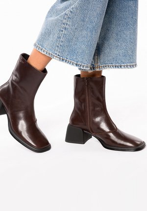 ANSIE - Classic ankle boots - braun