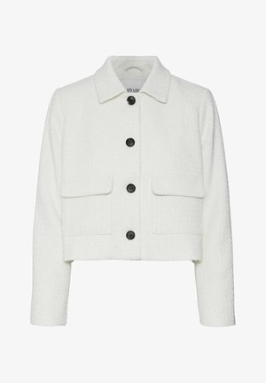 Witte cropped jas van textuurmateriaal, met een kraaghals, vier zwarte knopen en twee voorzakken.
