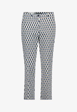 Pantalon slim avec un motif géométrique de cubes bleu, noir et beige, fermeture par bouton et zip, et passants pour ceinture.
