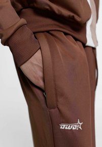 DEF DWD TAPIOCA  - Joggebukse - medium brown