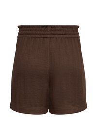 Shorts marron taille haute avec une ceinture élastique et un ourlet replié, montrés de face sur un fond blanc.