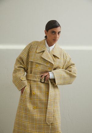 CAPPOTTO - Classic coat - giallo/yellow