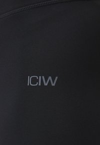 ICANIWILL ENDURANCE - Punčochy - black