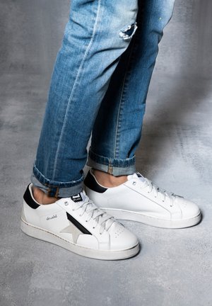 ERIS - Sneakers basse - white black