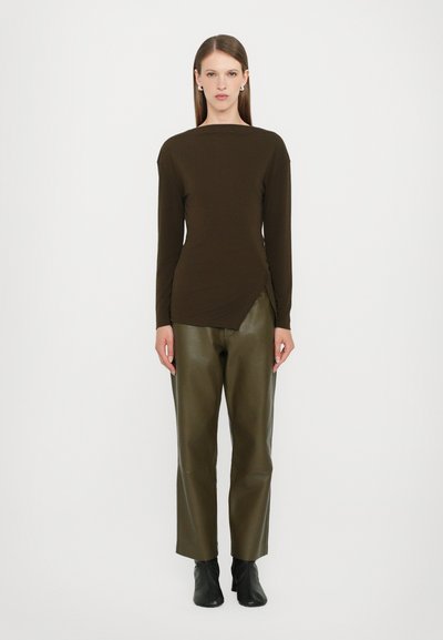 CLOSED SLIT LONGSLEEVE - Pikkade varrukatega topp - marsh green