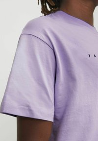Jack & Jones Junior JJESTAR NOOS - Marškinėliai su spaudiniu - purple rose