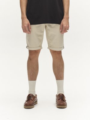 Gabba JASON K3995 SANZA SHORTS - Shorts - birch