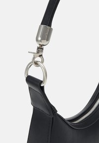 Gina Tricot MULTI HALF MOON BAG - Torbica - black