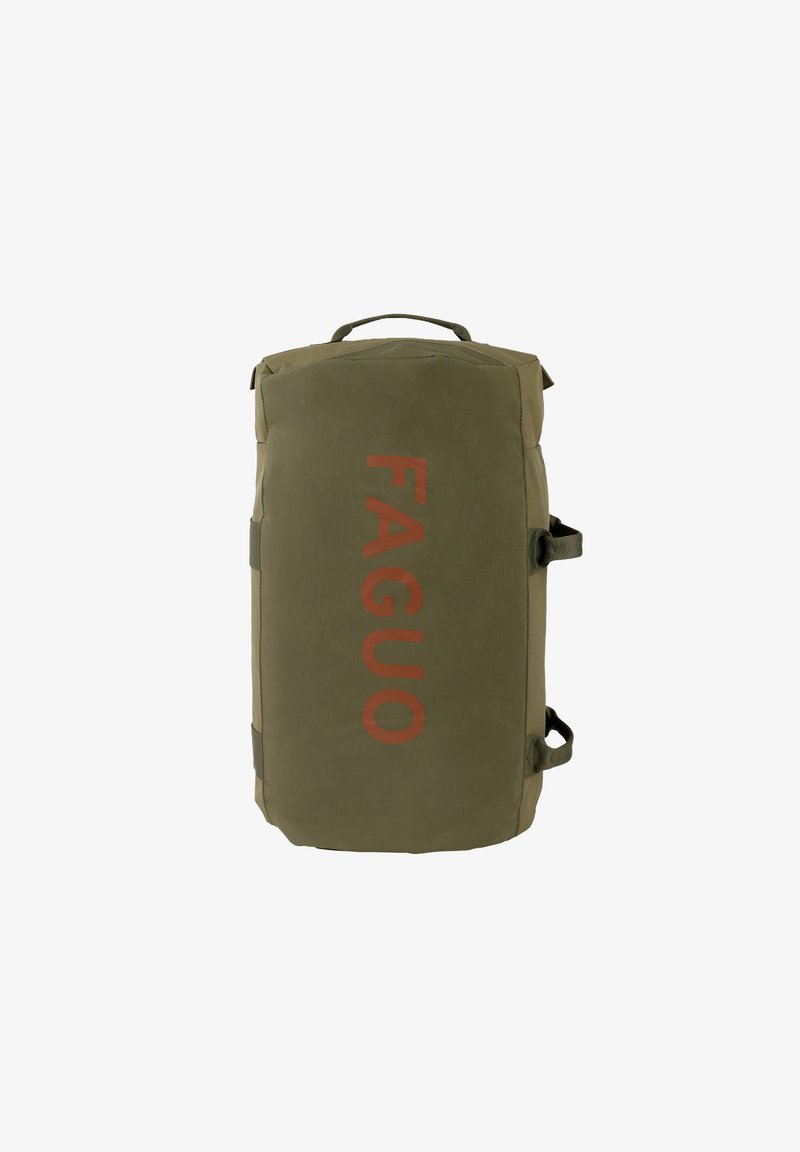 Zaino in tessuto verde con forma cilindrica, caratterizzato da un logo arancione "FAGUO" sulla parte frontale e cinghie di compressione laterali.