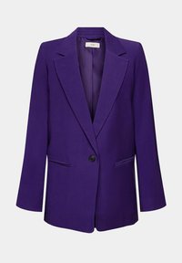 Blazer violet à un seul bouton avec revers et deux poches avant, présenté sur un fond clair uni.