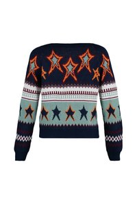Marineblauer, kurz geschnittener Pullover mit Sternmustern in Orange, Blaugrün und Marineblau, sowie weißen und roten geometrischen Akzenten entlang des Saums und der Ärmel.