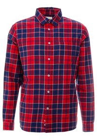 Czerwona i granatowa koszula w kratę z długim rękawem, zapinana na guziki z kołnierzem, ozdobiona białymi liniami w kratkę oraz kieszenią na piersi.