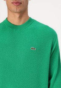 Lacoste Vesta - calathea