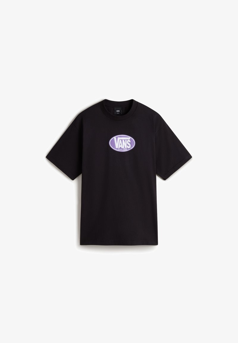 Sort bomulds T-shirt med rund halsudskæring, med et lilla og hvidt Vans-logo på forsiden. Korte ærmer og standard pasform.