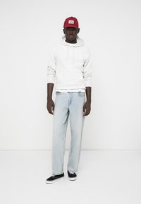 Jack & Jones JORBLEECKER BRANDING HOOD - Sweatshirt - bright white melange