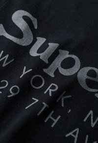 Superdry & Co TONAL VENUE LOGO  - T-shirts print - jet black