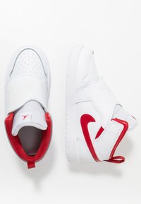 Jordan SKY JORDAN 1 - Sneakers - white/summit white/varsity red