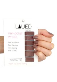Nagellackfolien in der Farbe Mocha Shake, präsentiert in einer Verpackung. Die Folien sind rechteckig und haben ein glänzendes Finish. Die Box enthält Produktdetails.